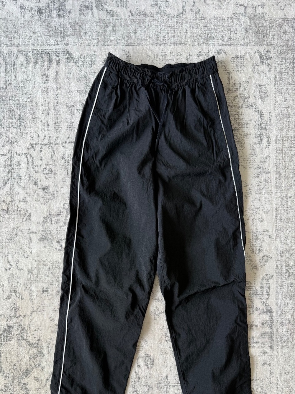 Lululemon | License to Train Woven Mid-Rise Jogger | Black | Size Small